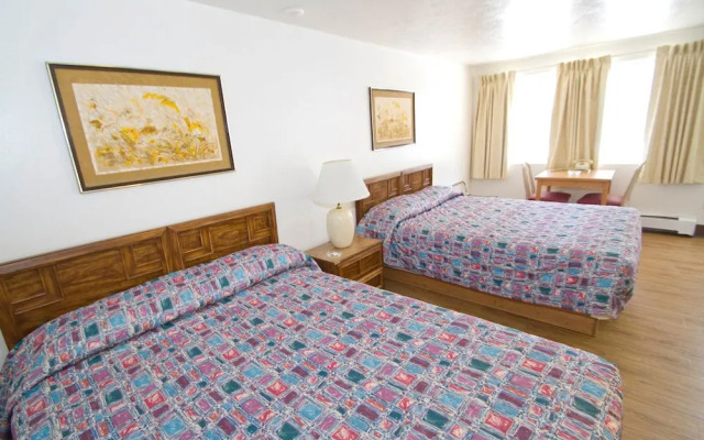 Brooks Street Motor Inn