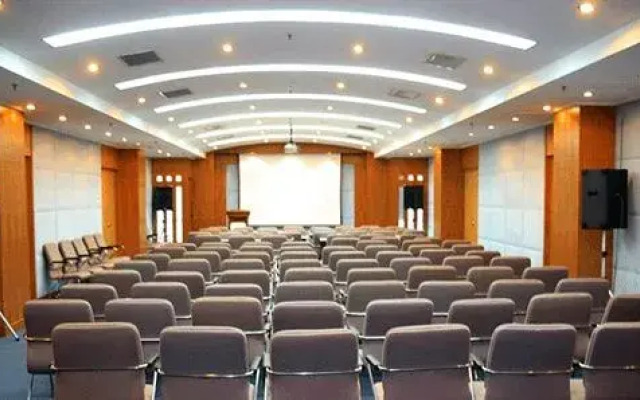 Mayfair Hotel
