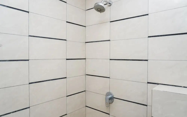 Strategic 1BR Apartment at Pasar Baru Mansion