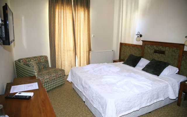 Harman Hotel