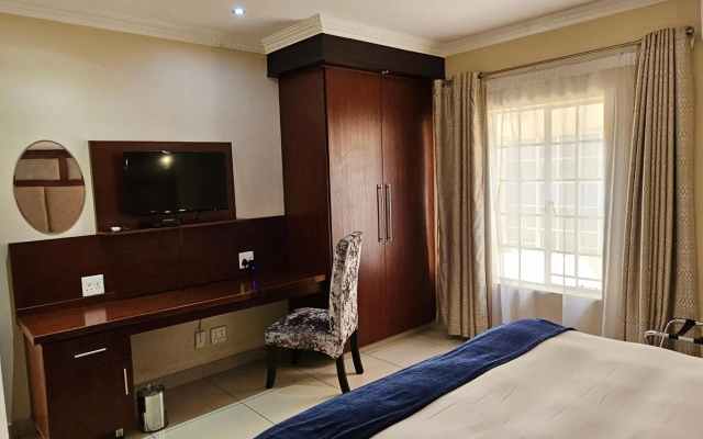 Booth Suite Hotel Mafikeng