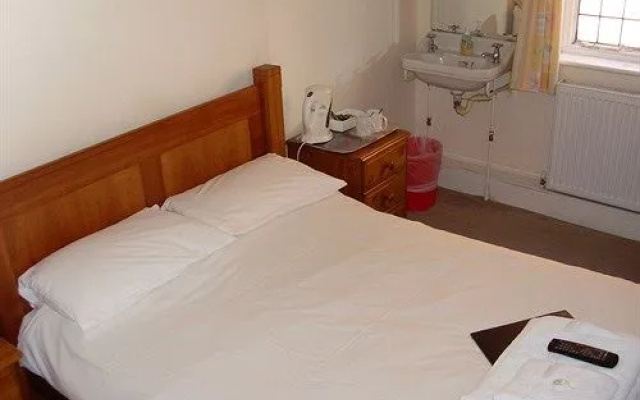 The George Hotel
