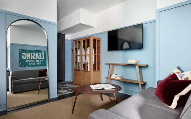 The Chicago Hotel Collection - Wrigleyville