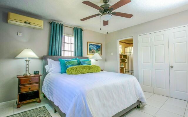 Апартаменты The Halifax Guest Apartment комната для гостей