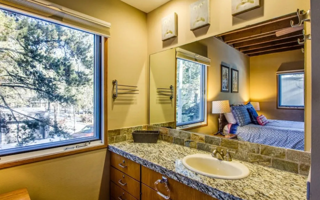 Meadow House Condo 8