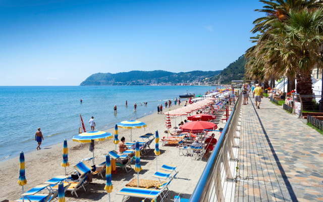 Laigueglia Beach