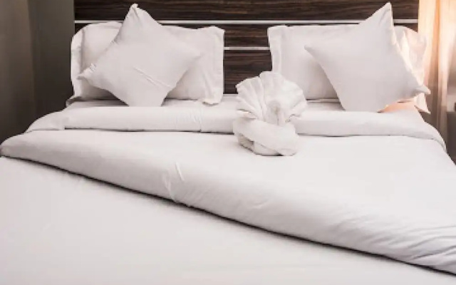 Room-oragon Hotel - Guest Room