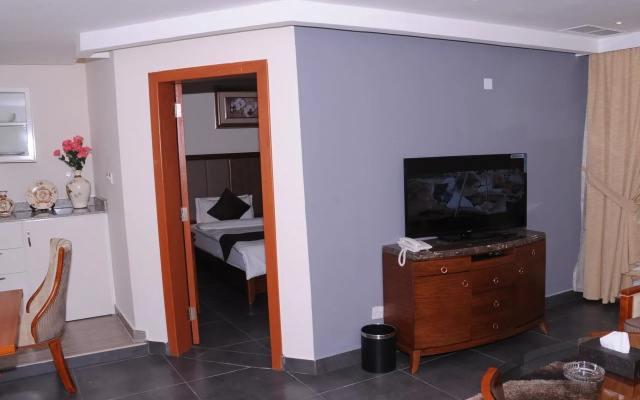Magic suite Abu Halifa