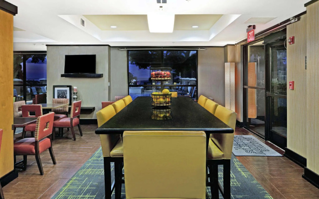 Hampton Inn Biloxi