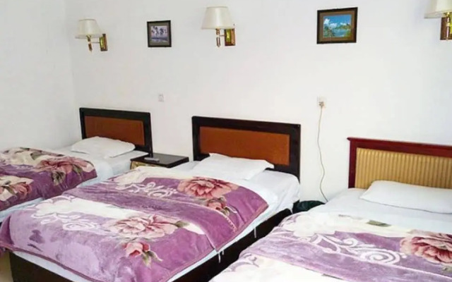Yijia Youth Inn Jiuzhaigou Branch 1