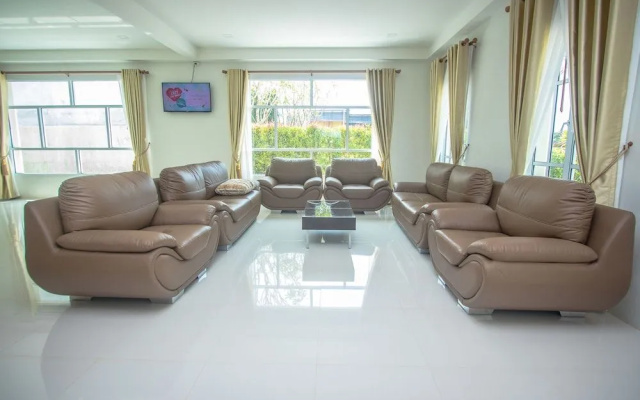Saichon Grand View Resort