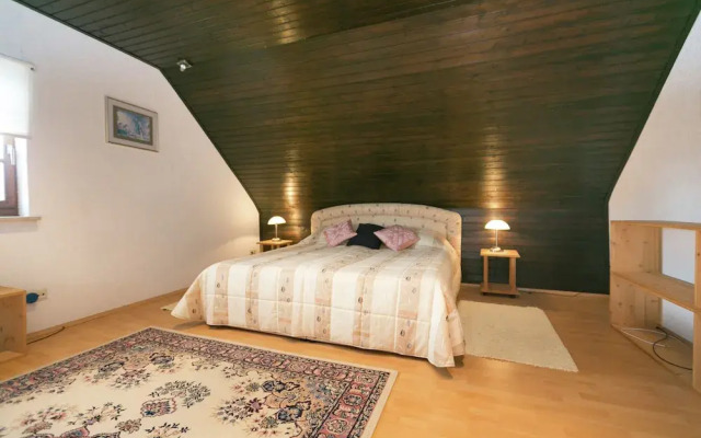 Apartment in a Former Farmhouse