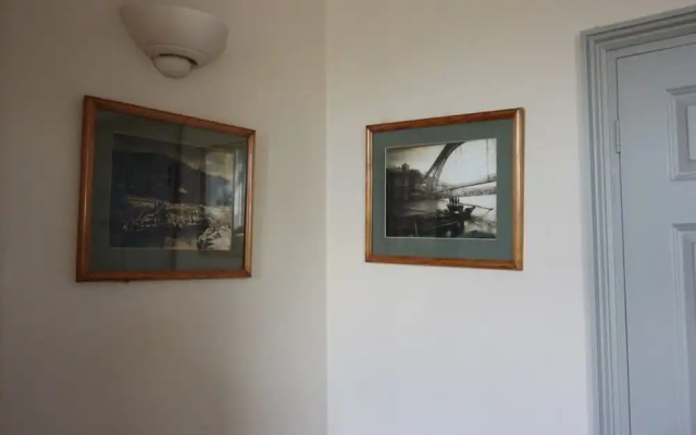 Southfields B&B Studios