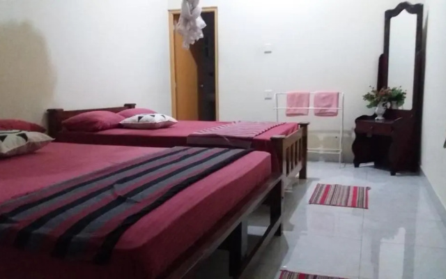 Walawa Cottage and Family Villa