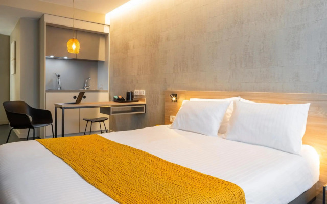 37 Lodge La Défense Courbevoie