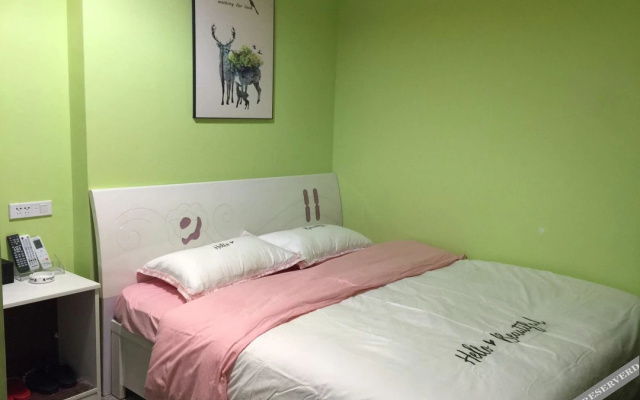 Hebi Weekend Inn