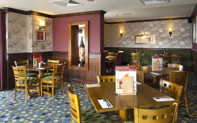 Premier Inn Bedford South (a421)