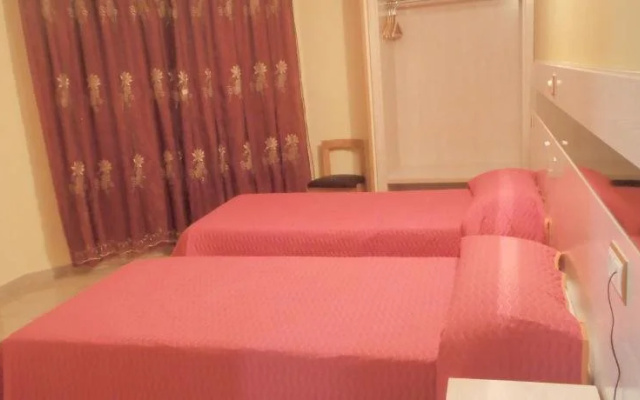 Hostal Fronton