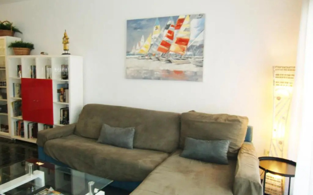 Apart 38