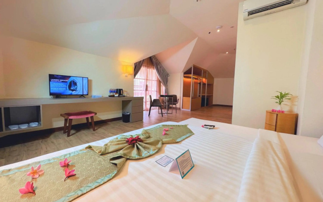 Bella Vista Waterfront Resort