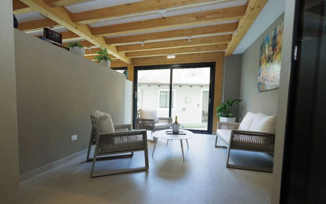Sea Garden Luxury Rooms