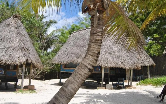 Mikadi Beach Lodge