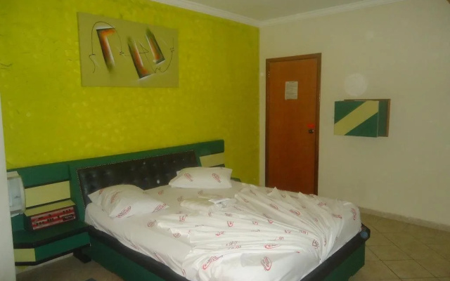 Motel Exótico