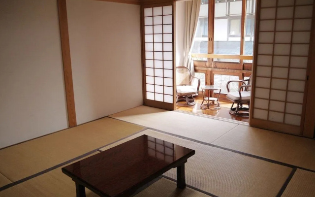 Kongo Sanmaiin
