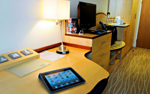 Burleigh Court Hotel