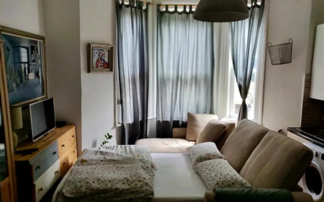 Cosy Central Apartment in London