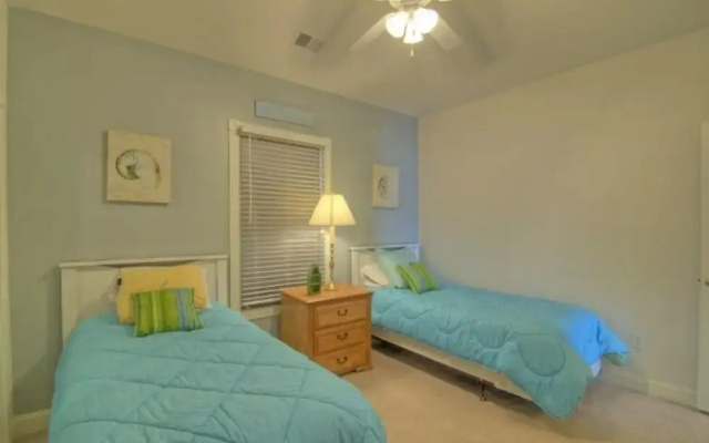 Magnolia Pointe Three-bedroom Apartment 404-4861