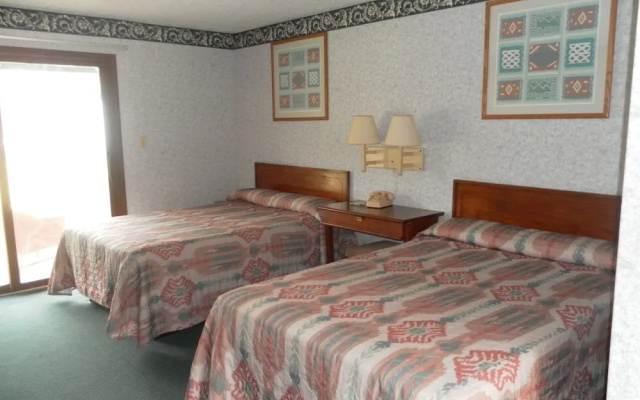 Tidewater Motel