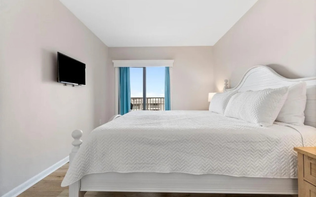 Royal Gulf Beach & Racquet Club 5313