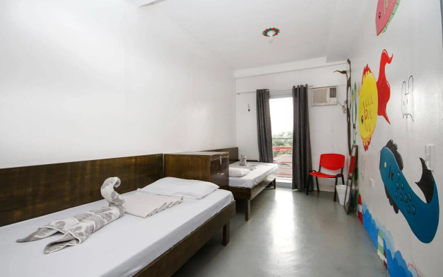 Lokal Hostel