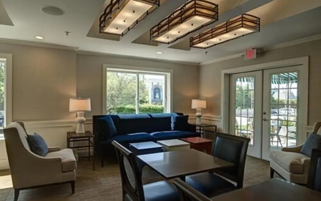 Sag Harbor Inn