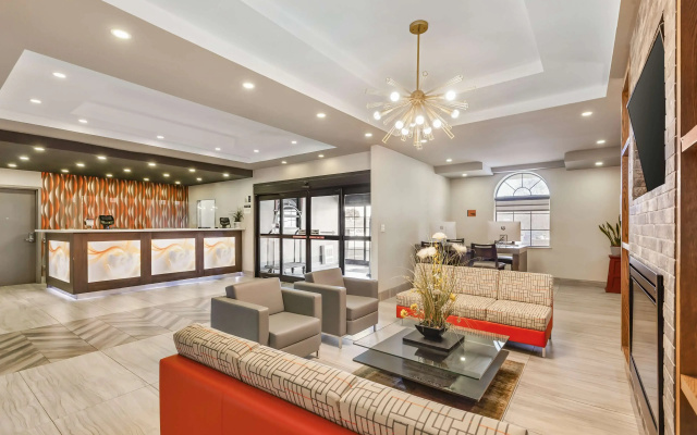 Best Western Plus Executive Inn