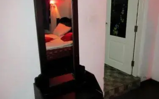 18 Degrees Homestay