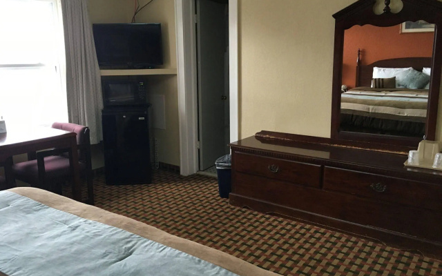 Savannah Motel