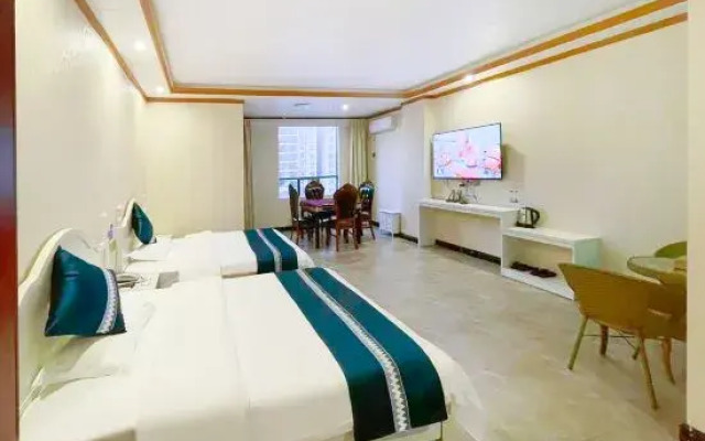 Dongxing Fuyue Hotel
