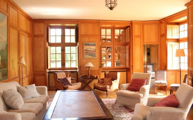 Château Cour Senlisse