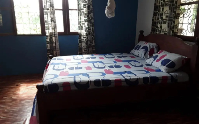 Akogo House - Hostel and Backpackers