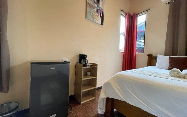 Millenium Hostels - Manuel Antonio