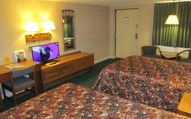 Budget Host Westgate Inn