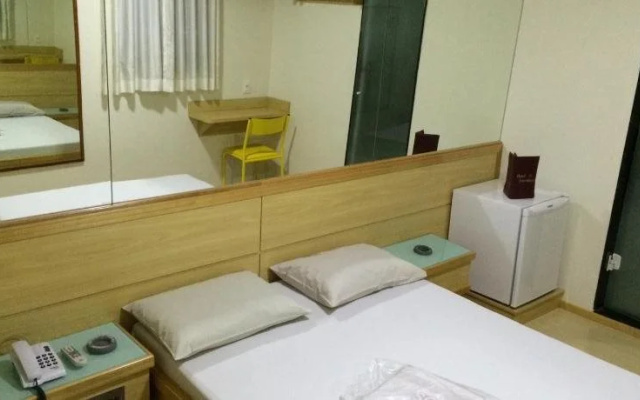 Hotel Encontros (Adult Only)