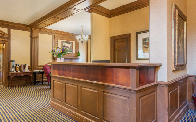 Exeter Inn