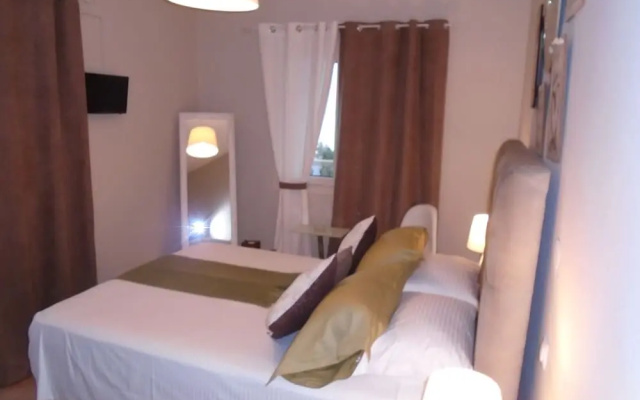 Machi Rooms