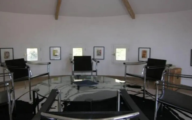 Amazing Villa Californian Style