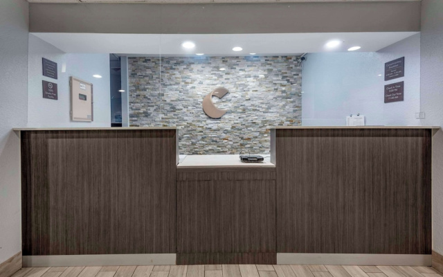 Comfort Inn & Suites Liverpool - Syracuse