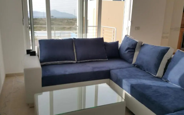Neptune Holiday Home
