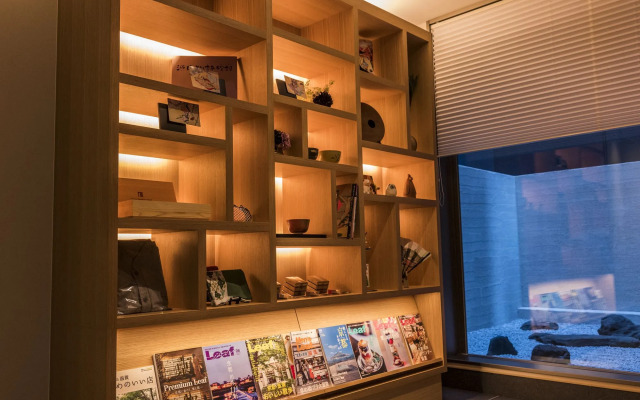 Отель Tomoya Residence Hotel Kyoto Nijo Takakura